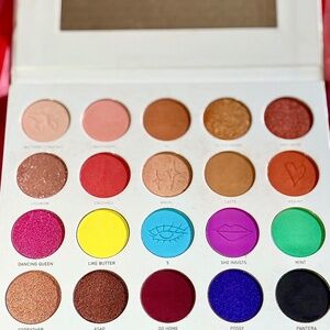 Morphe Maddie Ziegler The Imagination Palette